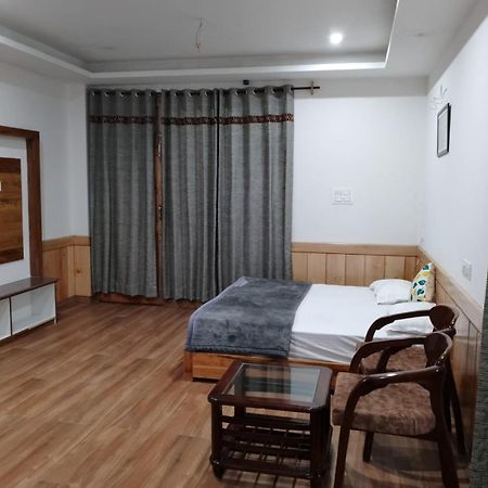 Mathan View Homestay - 3Min Drive To Kullu-Manali Airport Shamshi Ngoại thất bức ảnh